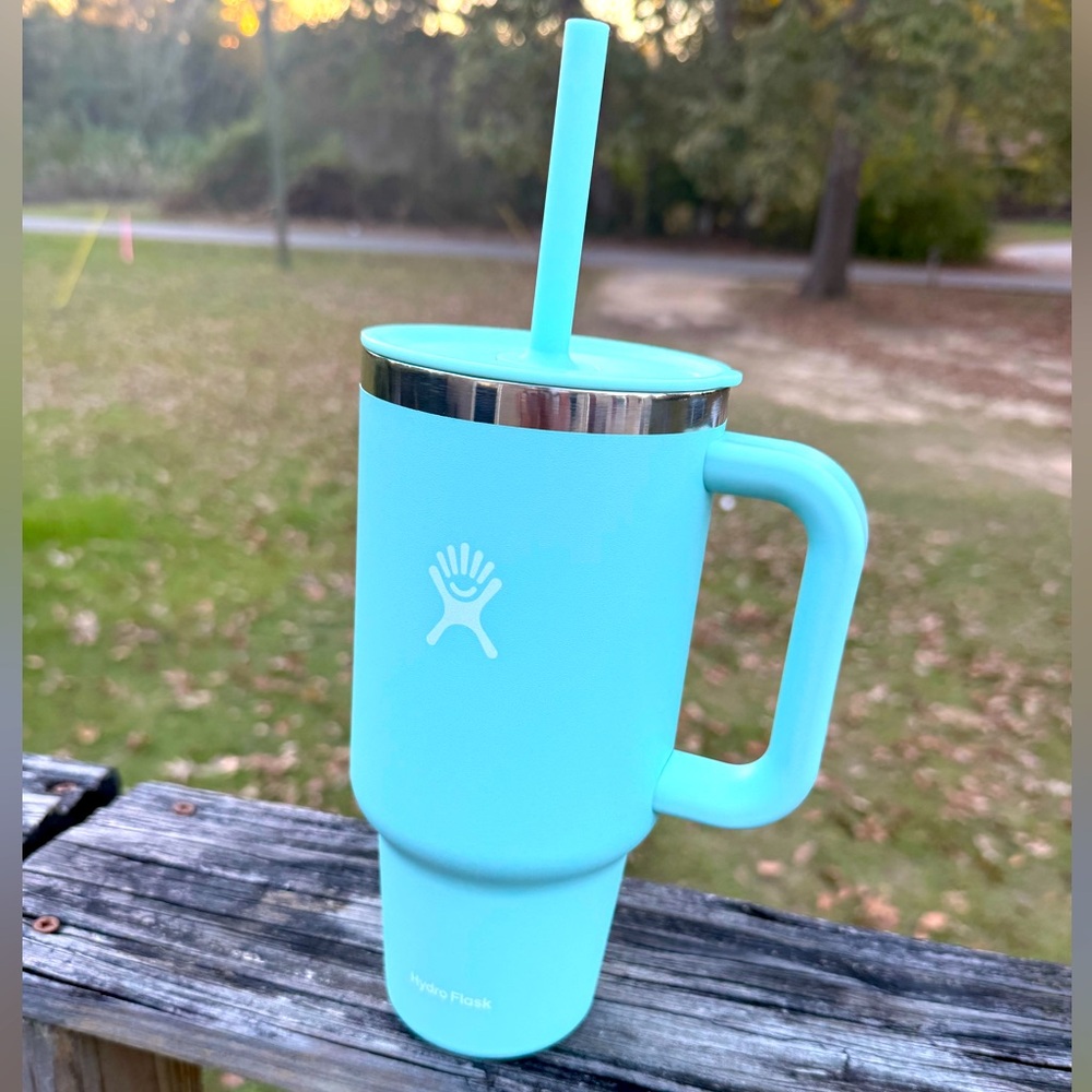32oz Hydro Flask All Around Travel Tumbler/ Dew